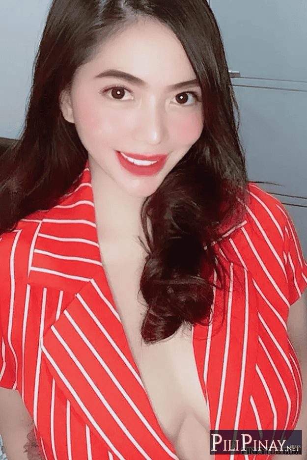 Ysabelle M 1