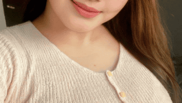 Valerie W 2