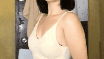 Ella Joy 1