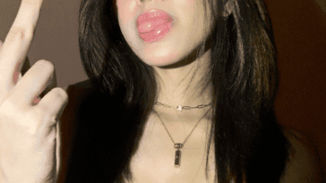Catherine Evia 18